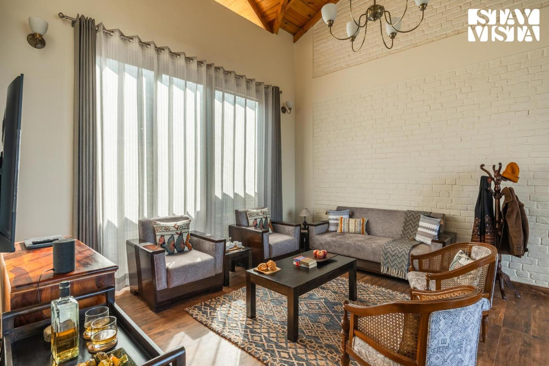 Stayvista At Amulyam Villa With Lawn & Bonfire Mukteshwar Esterno foto